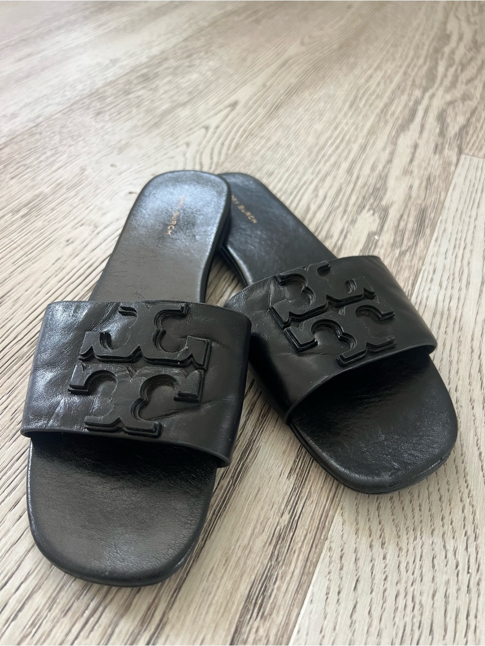 Tory Burch Ines Single-Band Slide